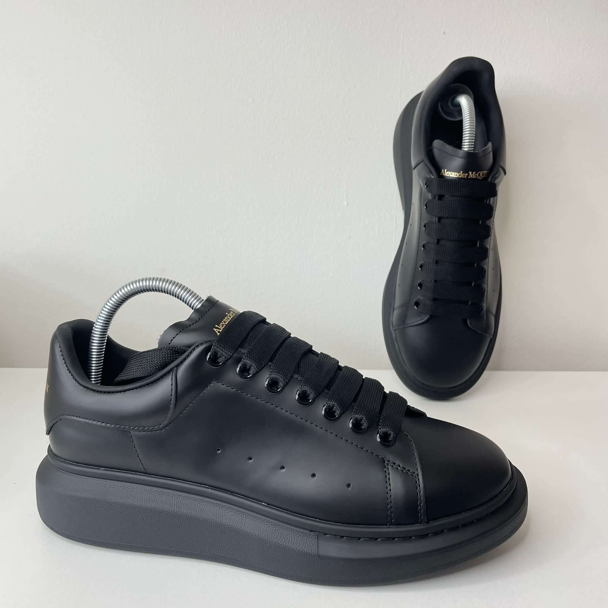 Alexander McQueen   14.500rsd  SRB
