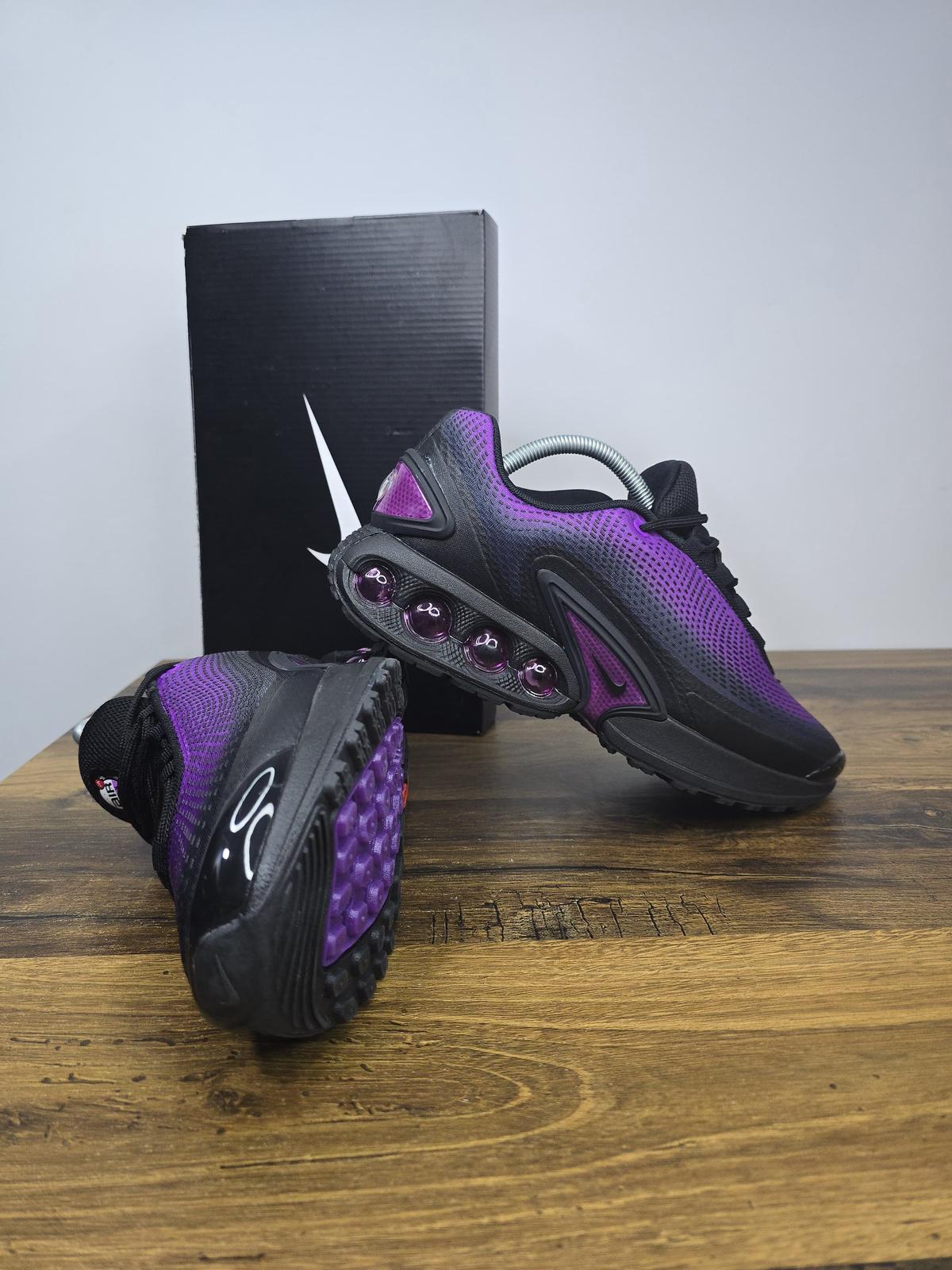 NIKE PATIKE DN Bold Berry
