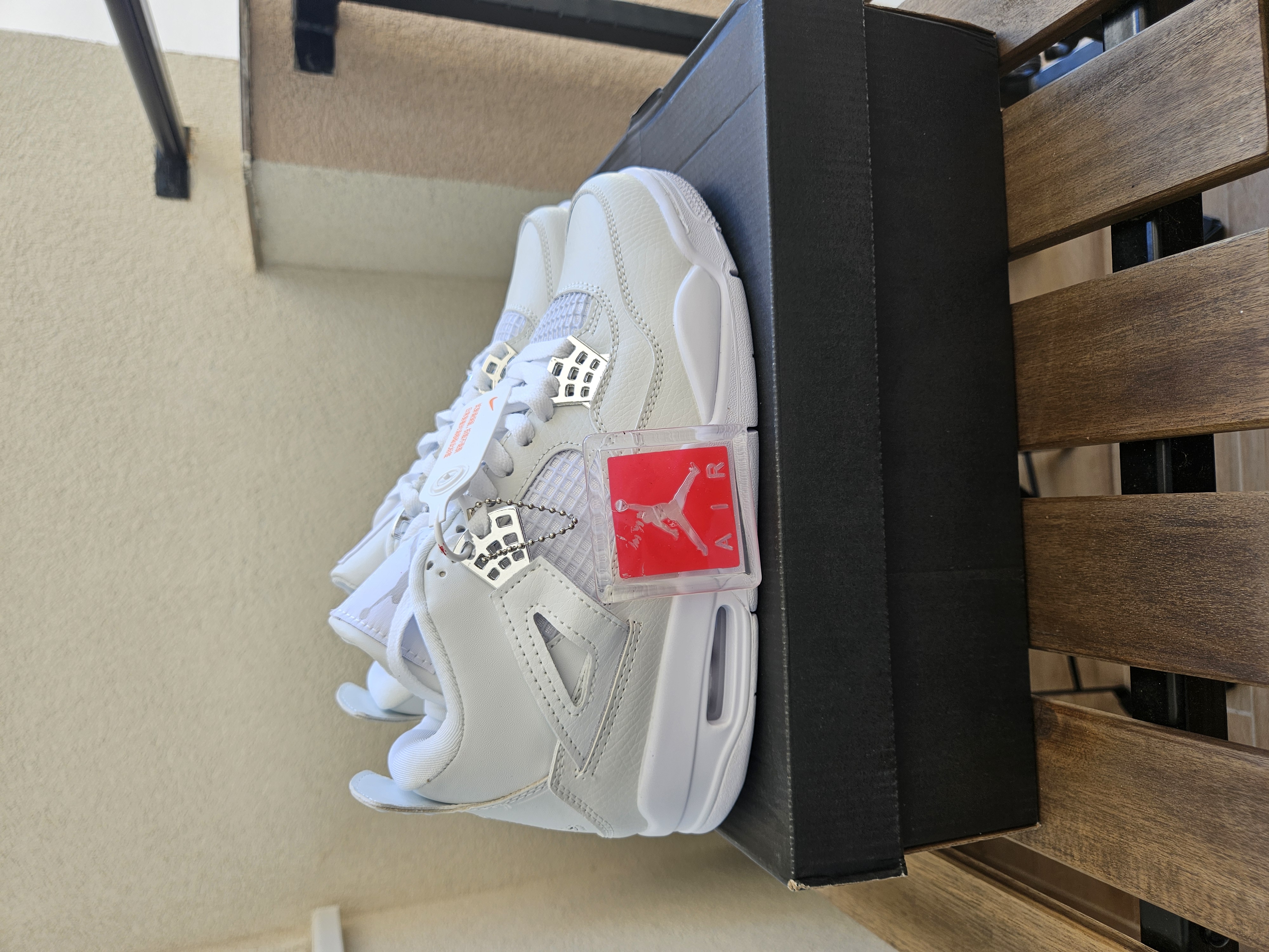 NIKE PATIKE JORDAN 4 Retro Pure Money