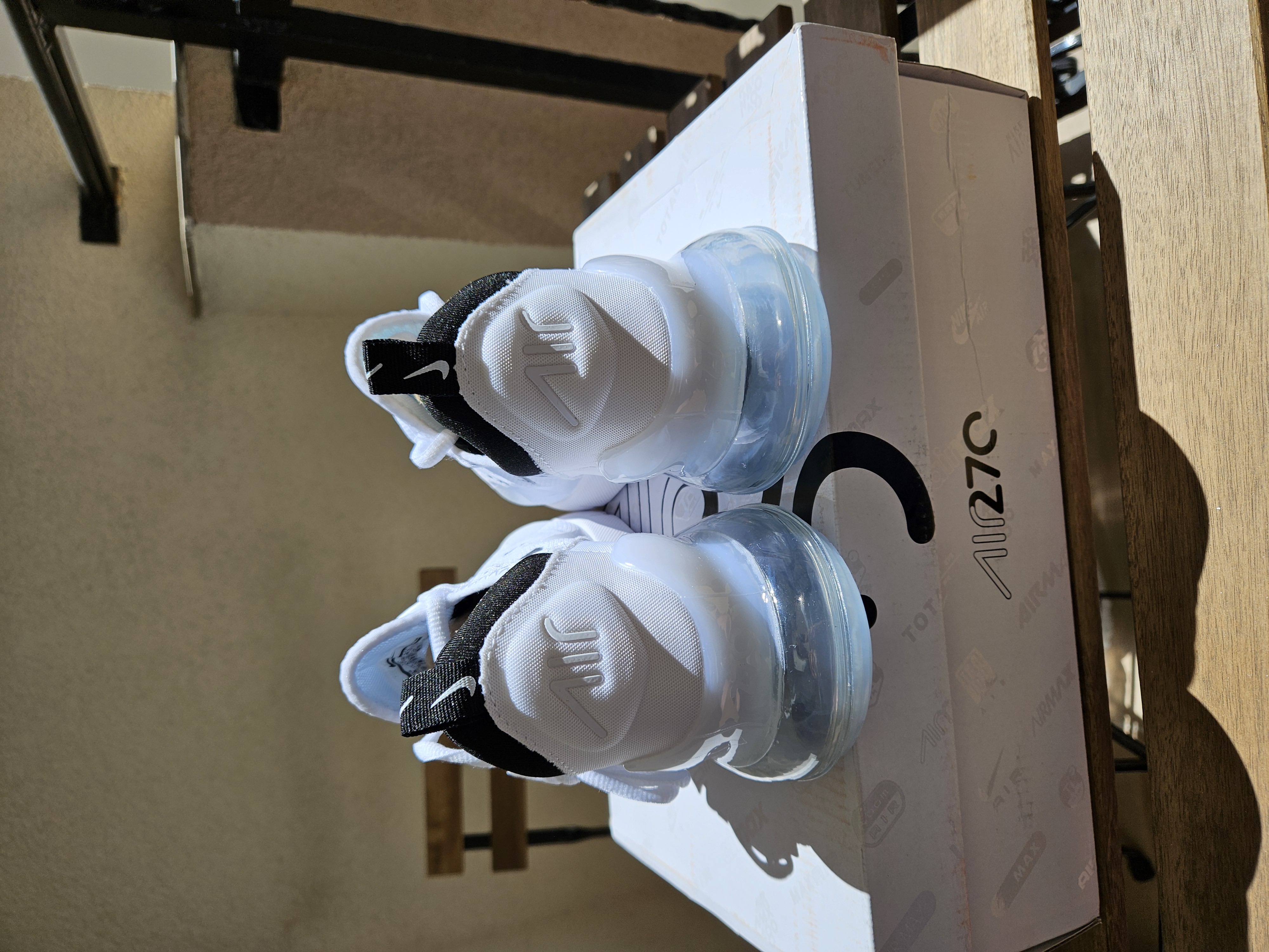 NIKE PATIKE Air Max 270