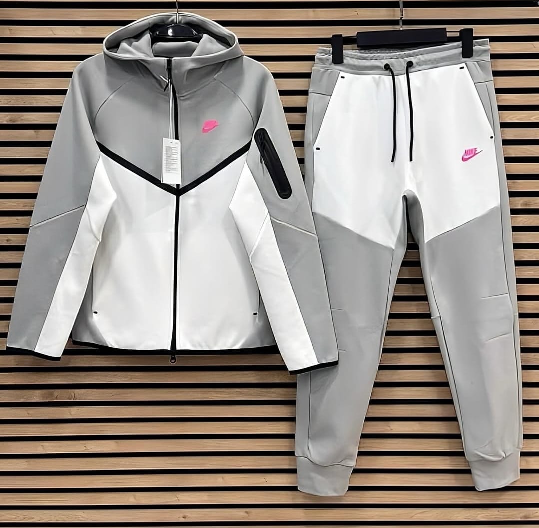 Nike Tech Fleece