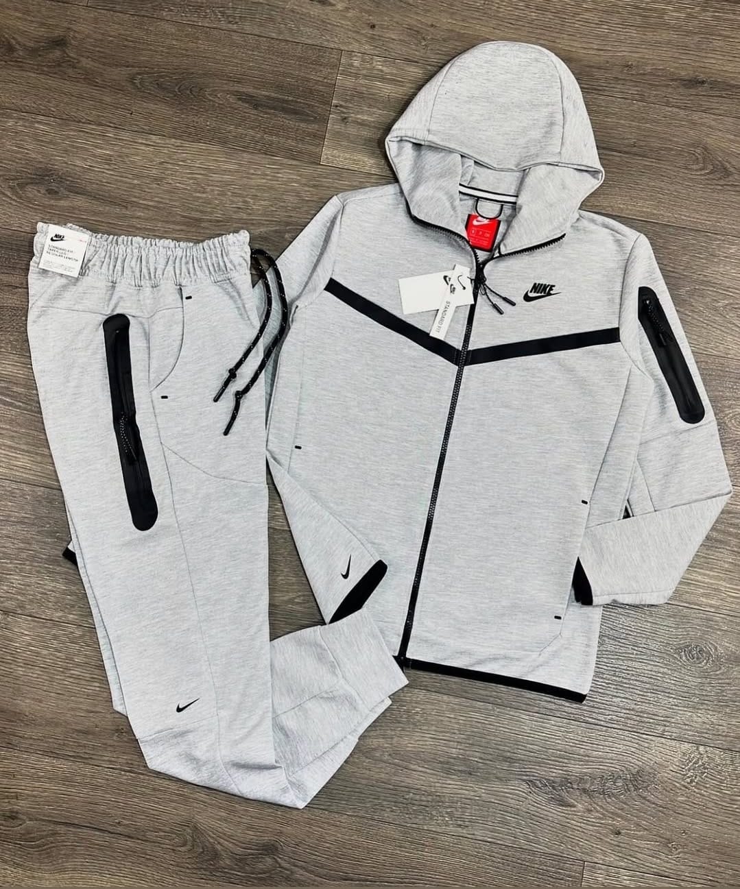 Nike Tech Fleece