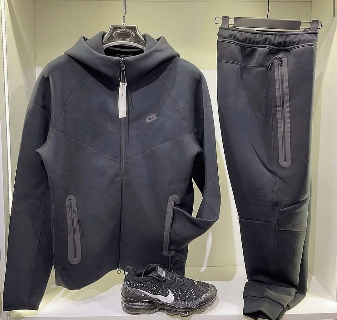 Nike Tech Fleece