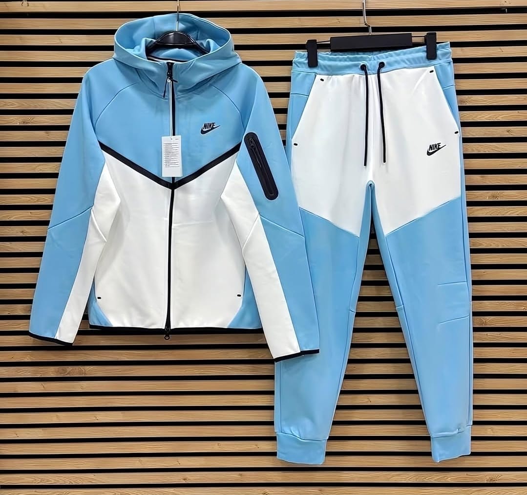 Nike Tech Fleece