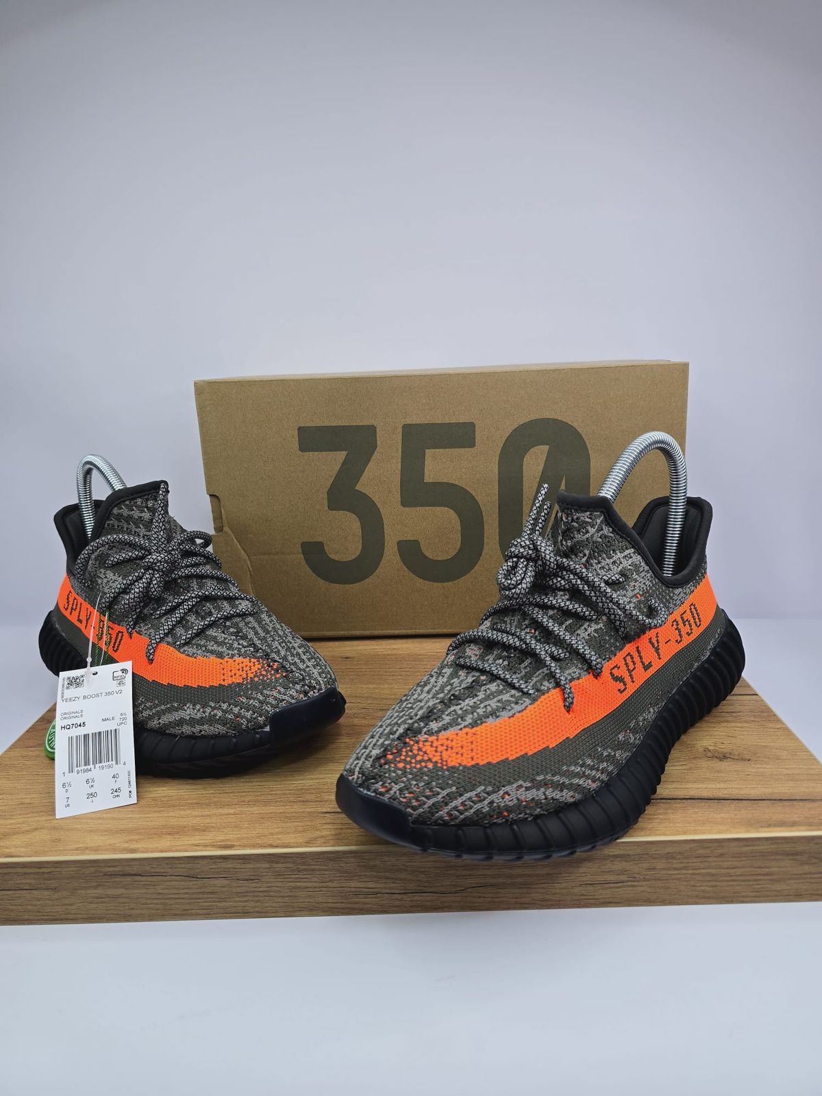 Yeezy Carbon Beluga